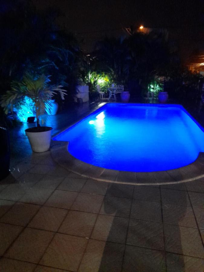 Ferienwohnung Coquet F2 Climatise Avec Piscine Au Lamentin Le Lamentin Exterior foto