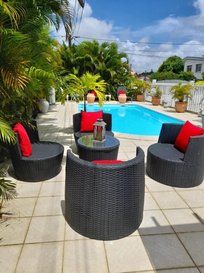 Ferienwohnung Coquet F2 Climatise Avec Piscine Au Lamentin Le Lamentin Exterior foto